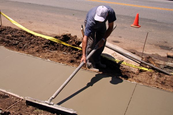 Sidewalk Pouring in Nampa